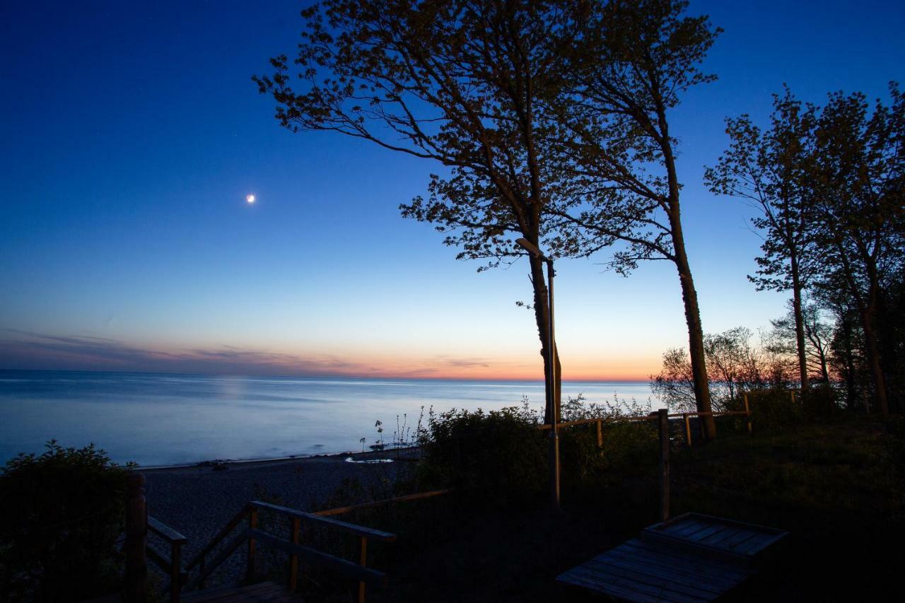 Laucu Akmens Hotel Skulte  Bagian luar foto